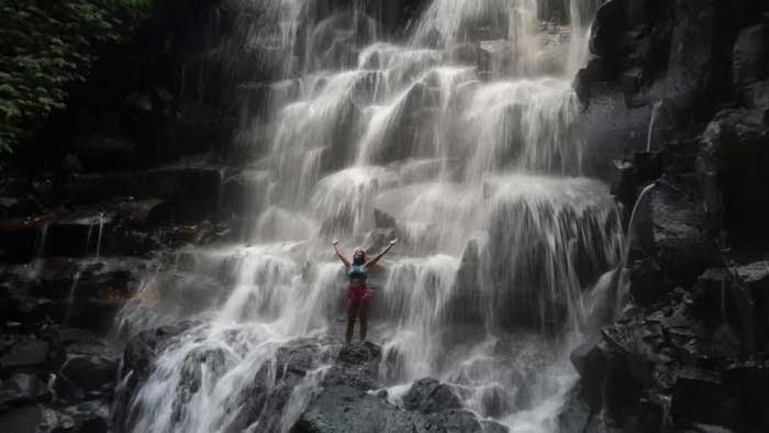 Attractions of Kanto Lampo Waterfall, Ticket Prices, Opening Hours and Location