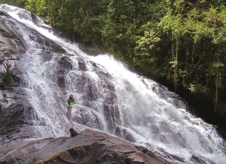 Sirin Punti, Cool Roaring Waterfall